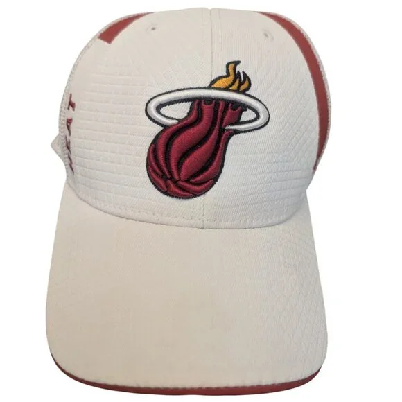 Adidas Miami Heat White & Red Mesh Cap NBA - Picture 2 of 7